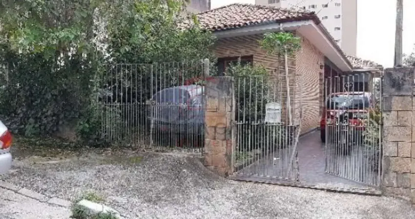Casa terrea na Aclimação 600 m² de área construída