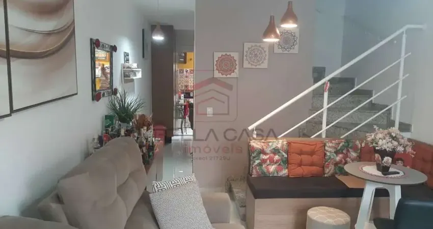 Casa de condomínio fechado para venda - 02 suítes - 01 vaga de garagem