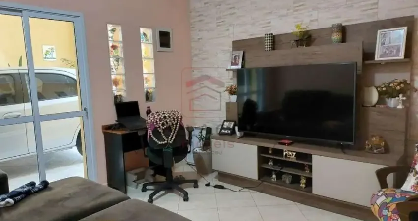 Casa com 2 quartos à venda na Rua Alzira Fett Martins, 453, Parque São Lucas, São Paulo