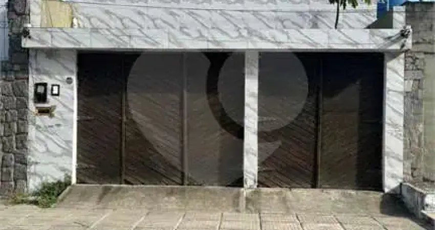 Casa com 3 quartos à venda no Mangabeiras, Maceió 