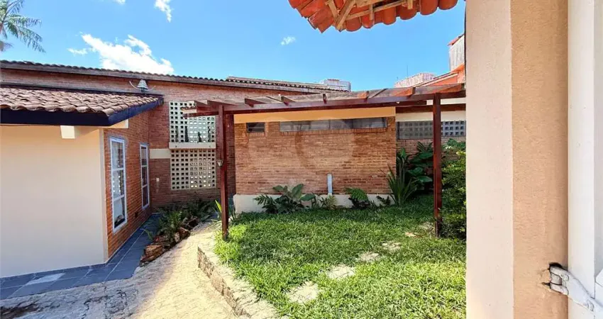 Terreno em condomínio fechado à venda no Jardim Petrópolis, Maceió 