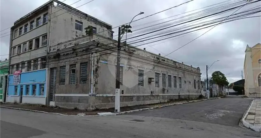 Barracão / Galpão / Depósito para alugar no Jaraguá, Maceió