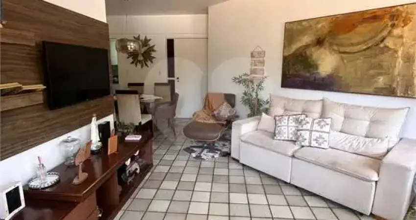 Apartamento com 3 quartos à venda na Rua Marechal Arthur Alvim Câmara, 138, Jatiúca, Maceió