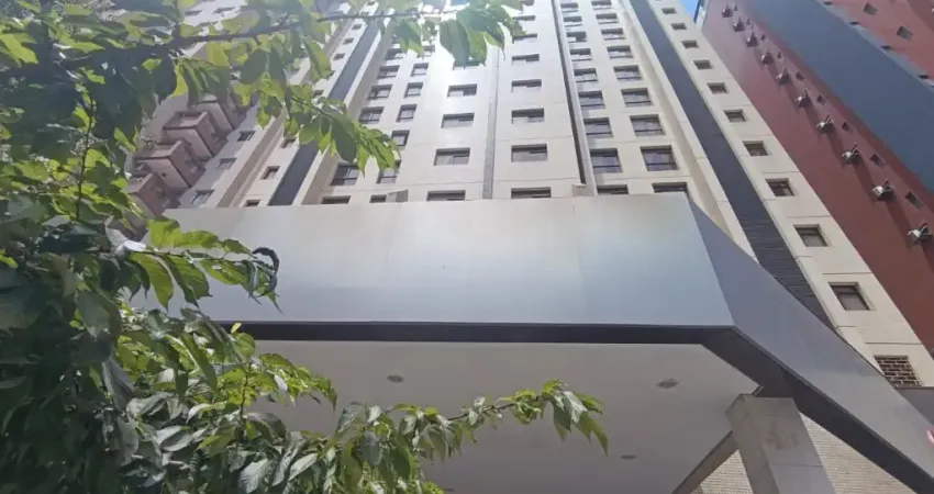️ Apartamento mobiliado no Centro de Curitiba – 9º andar com vista para a Lamenha Lins!