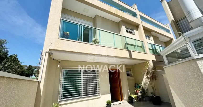 SOBRADO PRONTO PARA MORAR COM 03 QUARTOS E 4 VAGAS - ÁGUA VERDE
