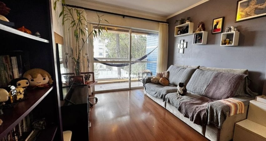 APARTAMENTO COM 2 QUARTOS, 70m2, ÓTIMA LOCALIZAÇÃO NO JUVEVÊ!