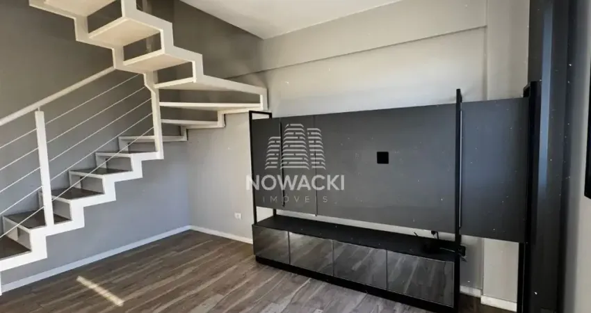 COBERTURA DUPLEX, COM 1 SUÍTE EM ÓTIMA LOCALIZAÇÃO NO MERCÊS!