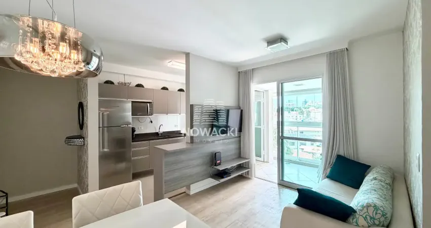 Excelente apartamento com 2 dormitórios e 1 vaga de garagem no portão!