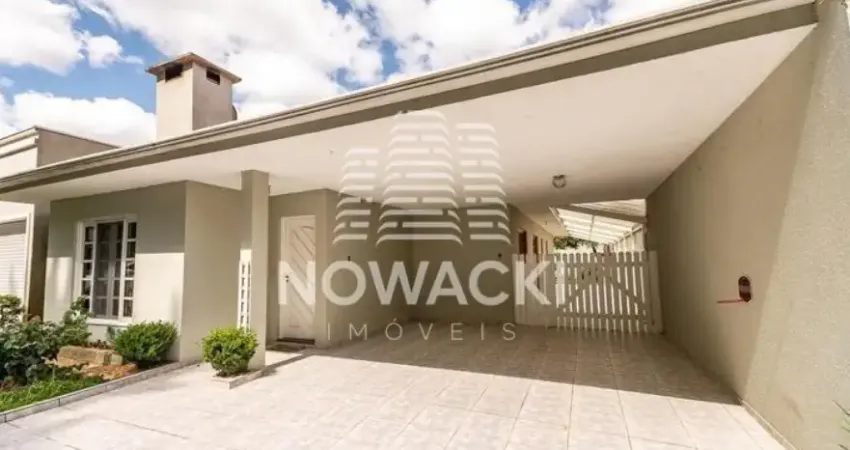 Casa térrea em condominio com 2 quartos e 6 vagas em santa felicidade