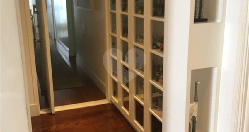 Apartamento à venda em Santana - SP