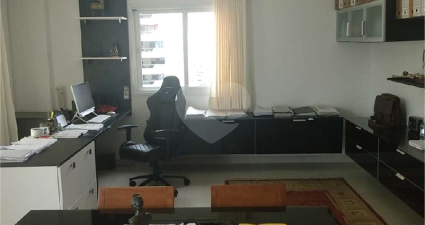 Apartamento com 4 quartos à venda em Santana - SP