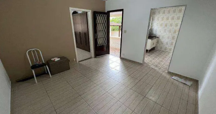 Casa com 2 dormitórios à venda, 82 m² por R$ 280.000,00 - Chora Menino - São Paulo/SP