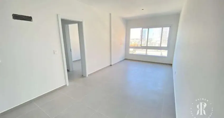 Excelente Apartamento com 2 Dormitórios bem próximo a beira mar em Tramandaí/RS