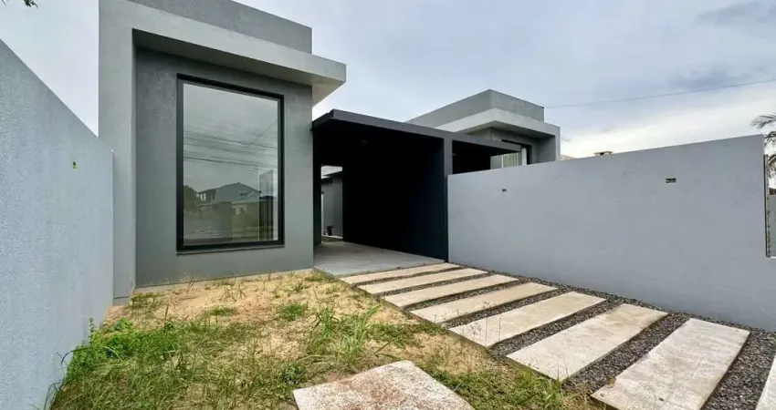 Casa geminada 3 dormitórios em região de moradores em Tramandaí/RS