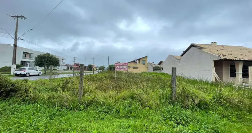 Terreno de esquina na Avenida Caxias do Sul na praia do Imbé