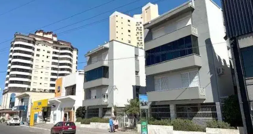 Excelente apartamento de 02 dormitórios no centro de Tramandaí
