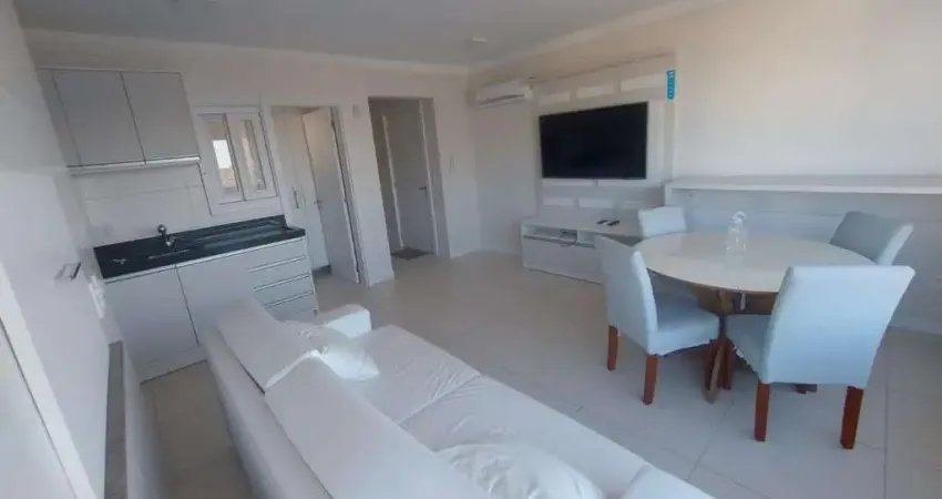 Apartamento 3 Dormitórios - Bairro Centro de Tramandaí.
