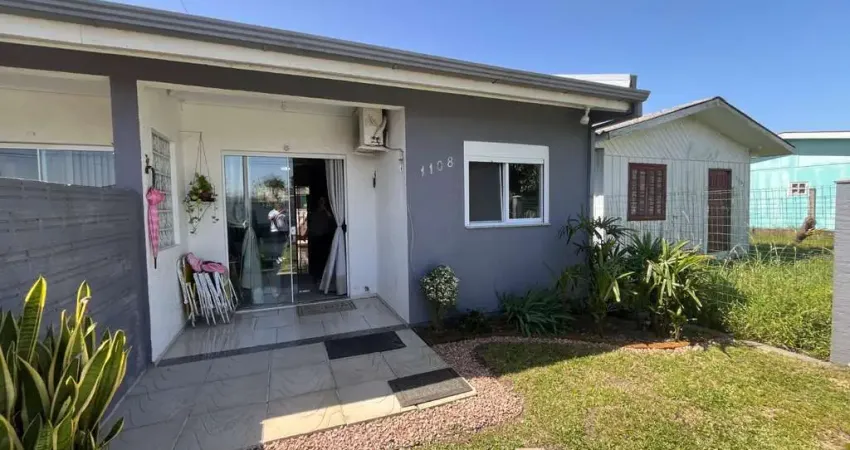 Casa com 2 quartos à venda na Alegrete, 1108, Mariluz (Distrito), Imbé