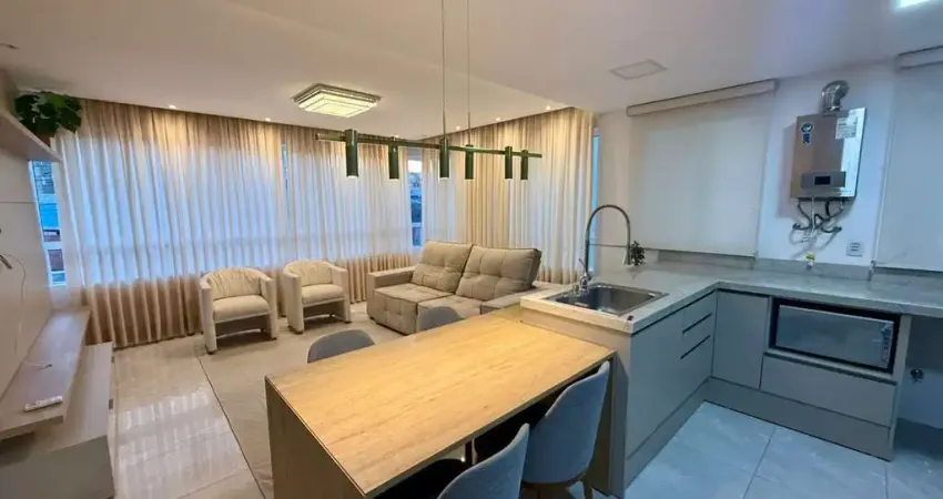 Apartamento 02 dormitórios mobiliado e decorado no centro de tramandaí.