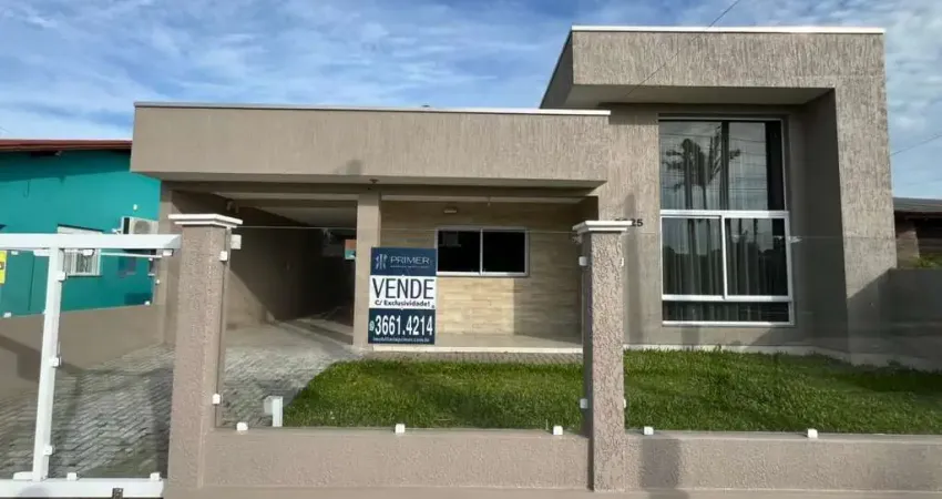 Casa moderna com 03 dormitórios sendo um suíte, próximo ao mar em tramandaí/rs.
