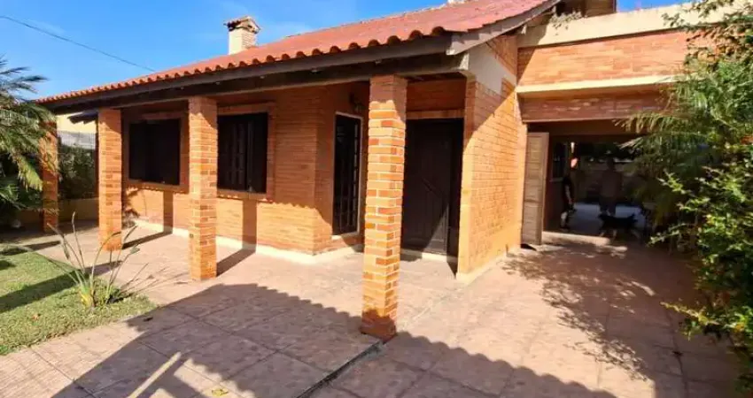 Casa com 2 quartos à venda na Rua Ernesto Dorneles, 1995, Zona Nova, Tramandaí