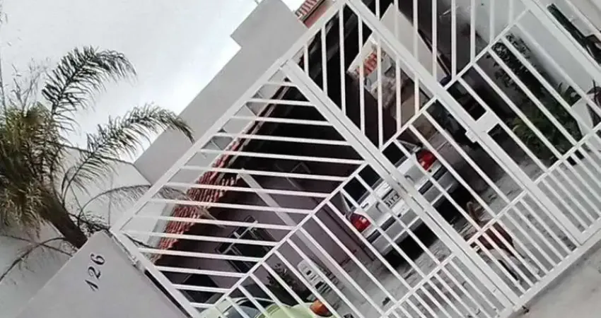 Casa para Venda em Sorocaba, Jardim Turmalina, 3 dormitórios, 2 banheiros, 4 vagas