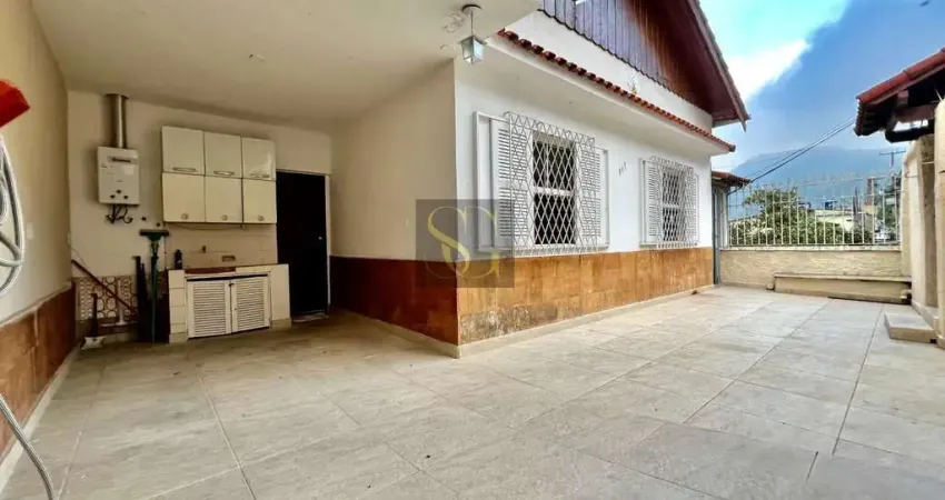 Casa para Venda em Teresópolis, Tijuca, 2 dormitórios, 1 banheiro, 1 vaga