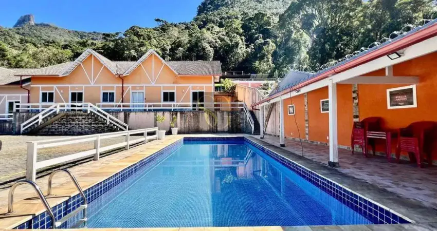 Casa em Condomínio para Venda em Teresópolis, Granja Guarani, 3 dormitórios, 1 suíte, 4 banheiros, 1 vaga
