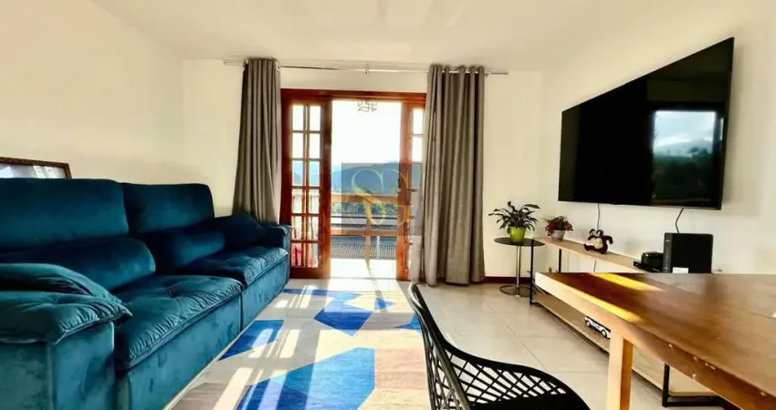 Casa para Venda em Teresópolis, Bom Retiro, 4 dormitórios, 1 suíte, 3 banheiros, 2 vagas
