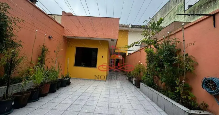 Sobrado com 3 dormitórios à venda, 200 m² por R$ 850.000,00 - Vila Pires - Santo André/SP