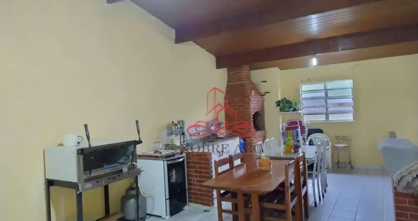 Sobrado com 3 dormitórios à venda, 261 m² por R$ 580.000,00 - Vila Assis Brasil - Mauá/SP