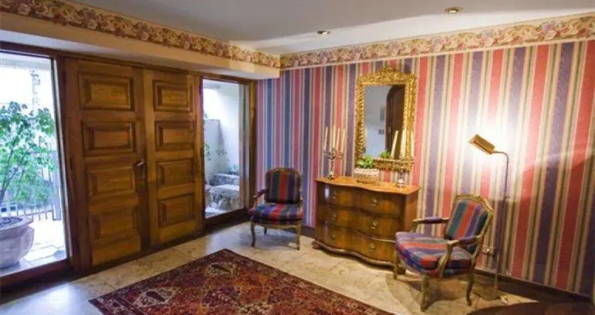 Casa com 5 quartos à venda na Rua Cordisburgo, --, Jardim Guedala, São Paulo