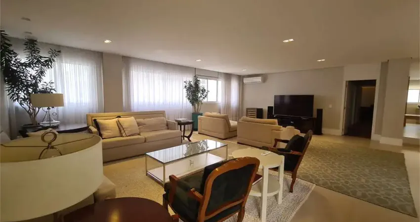Apartamento no jardim américa reformado! 3 quartos 1 suíte 2 vagas