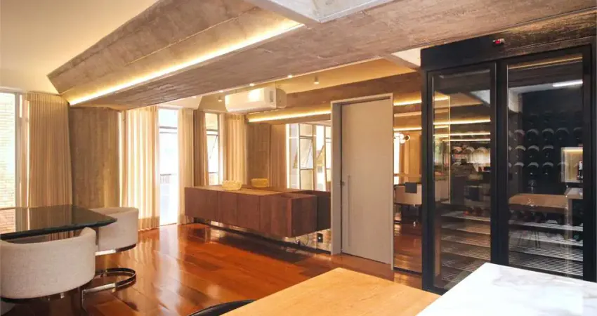 Apartamento ao lado do Parque Ibirapuera. Projeto premiado do Arquiteto Paulo Mendes da Rocha