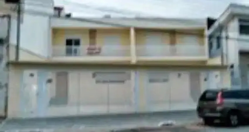 Sobrado Novo à venda na V.Gumercindo - 3 Suites/Living 3 ambientes/ 3 Vagas na garagem-