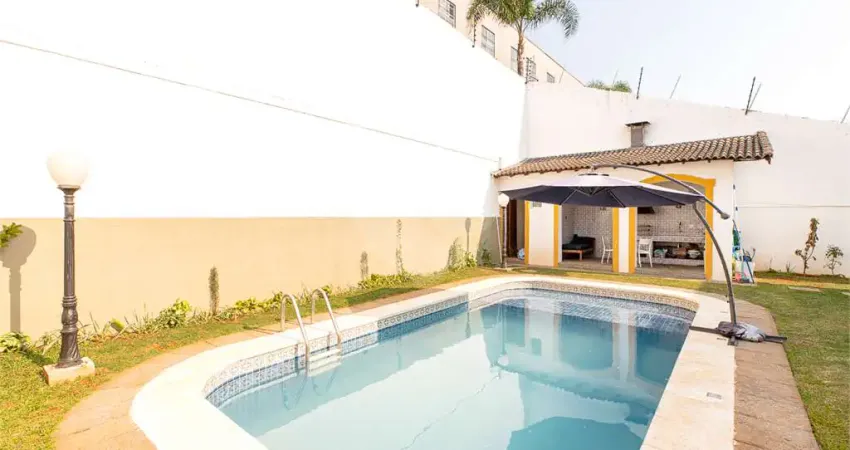 Casa com 4 quartos à venda na Rua Arapixi, --, Chácara Monte Alegre, São Paulo