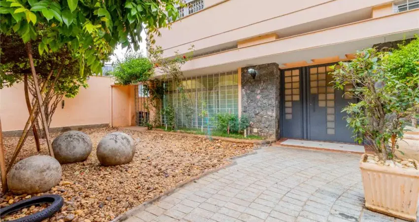 Casa tipo para venda em pacaembu com 5 quartos, sendo 3 suítes, 523m²