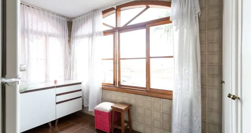 Casa com 3 quartos à venda na Rua Amandaba, --, Chácara Flora, São Paulo