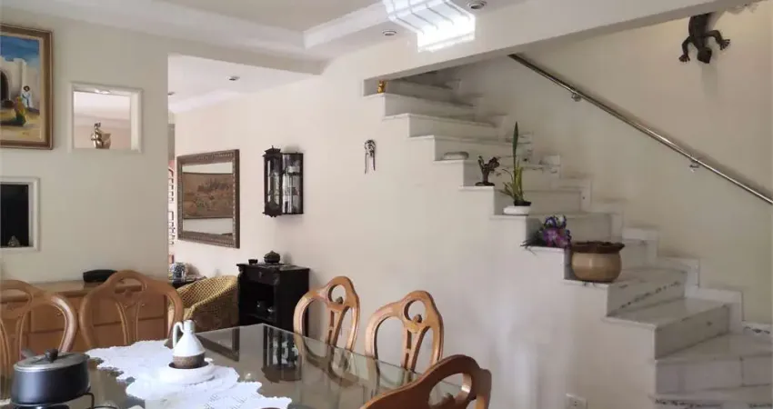 Casa de vila a venda em Perdizes