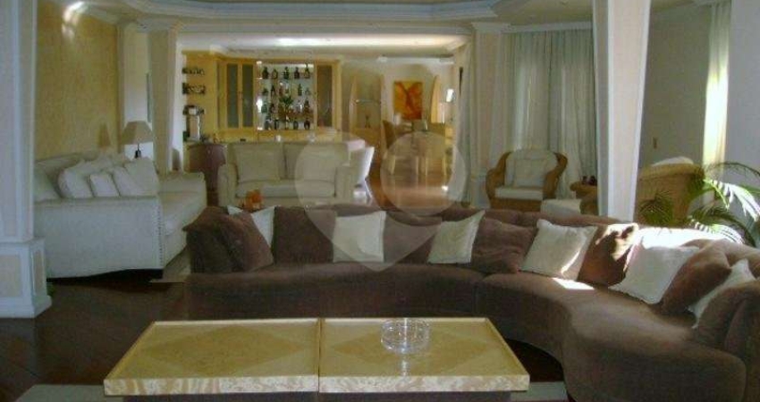 Apartamento na Saúde