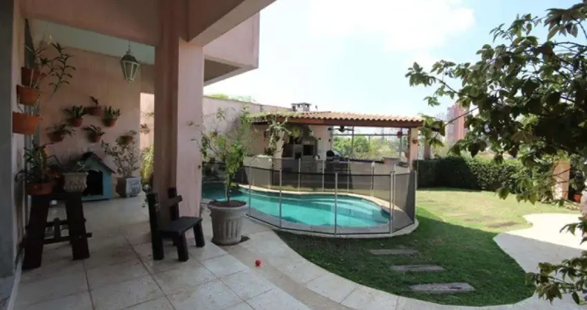 Casa com 4 quartos à venda na Rua Angatuba, --, Pacaembu, São Paulo