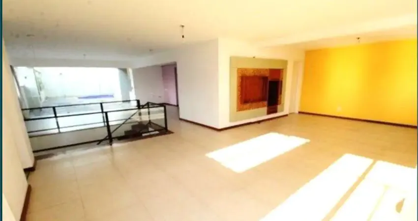Cobertura duplex a venda em Moema de 450 m² com 04 dormitórios