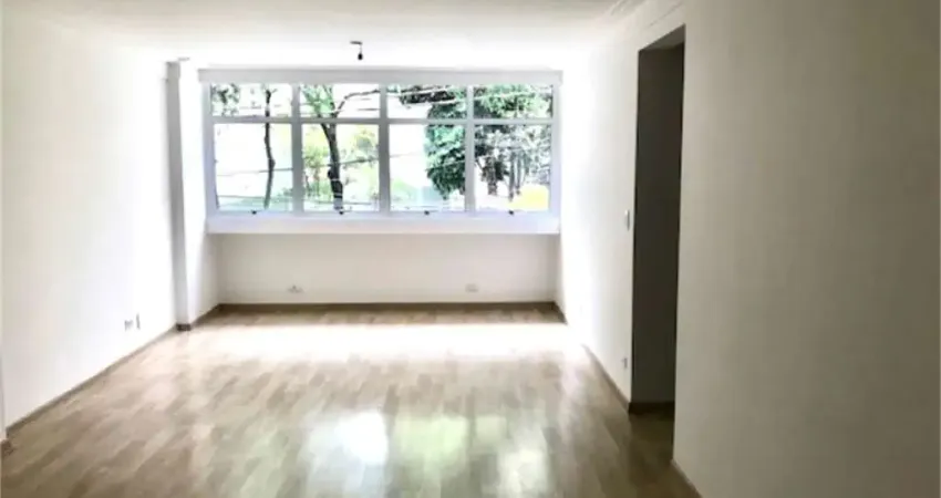 Higienópolis, com renda, colado ao shopping / reformado / 2 dorm. / 1 vaga