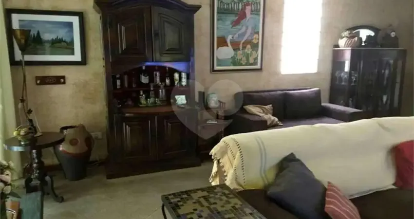 Casa com 3 quartos à venda na Rua Antônio Gebara, --, Planalto Paulista, São Paulo