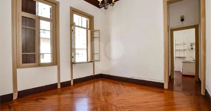 Casa comercial ou residencial à venda de 216 m² no jardim paulista com 5 quartos, sendo 1 suite.