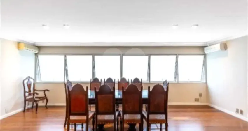 Apartamento Jardins - São Paulo SP, 3 dormitórios(1 suíte) e 2 vagas de garagem e lazer, 170 m2 util