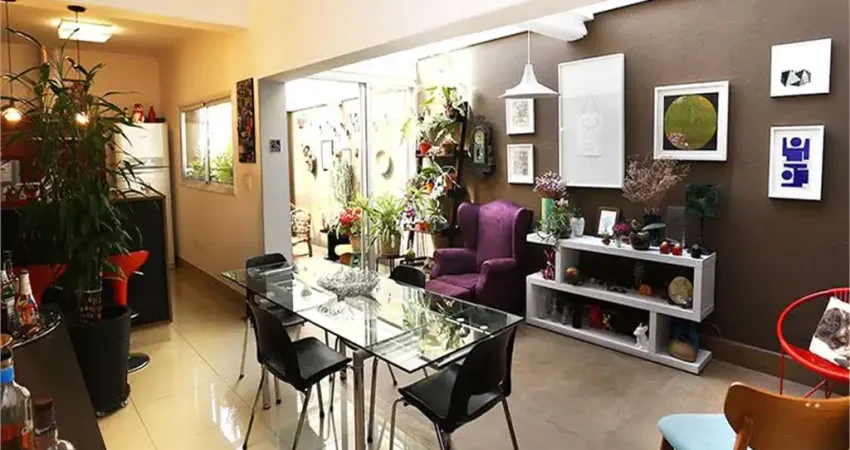 Linda casa na Vila Mariana ao lado do Parque Ibirapuera