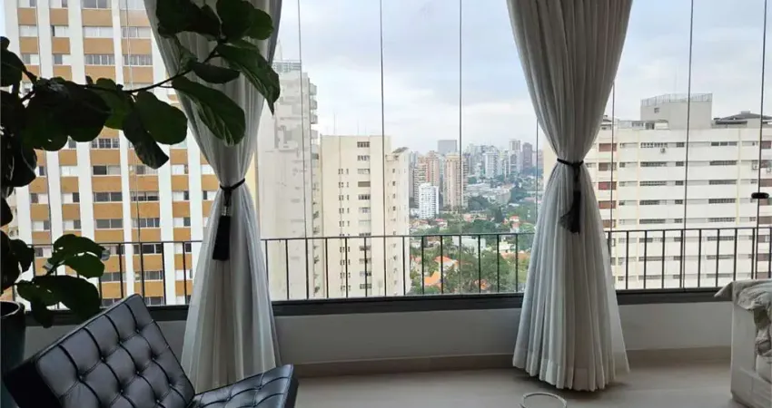 Lindo apartamento em perdizes, andar alto com 3 suites todo reformado e automatizado