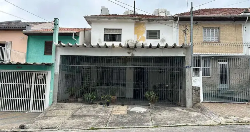 Casa com 3 quartos à venda na Rua Carlos Petit, --, Vila Mariana, São Paulo