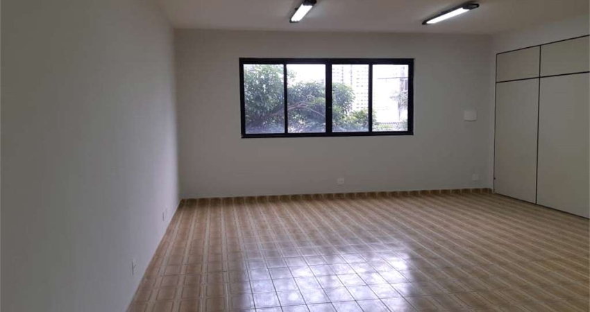 Prédio para alugar na Rua Luís Góis, --, Planalto Paulista, São Paulo
